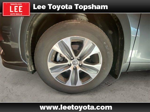 used 2023 Toyota Highlander car, priced at $40,787