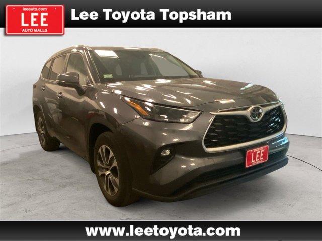 used 2023 Toyota Highlander car, priced at $40,787