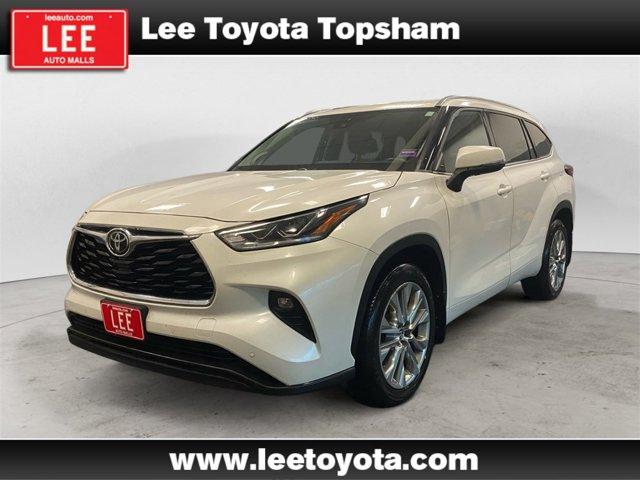 used 2020 Toyota Highlander car, priced at $27,599