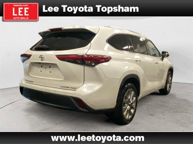 used 2020 Toyota Highlander car, priced at $27,599