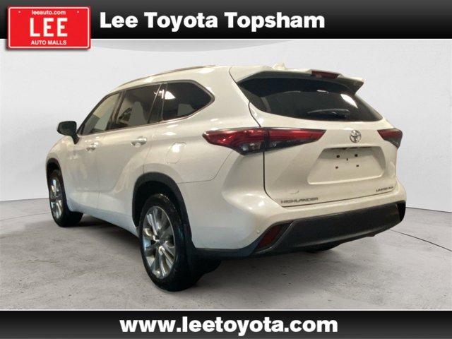 used 2020 Toyota Highlander car, priced at $27,599