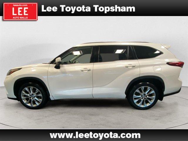 used 2020 Toyota Highlander car, priced at $27,599