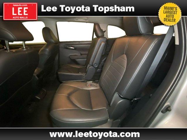 used 2023 Toyota Highlander car, priced at $38,499