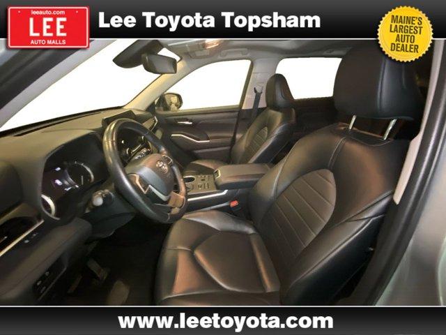 used 2023 Toyota Highlander car, priced at $38,499