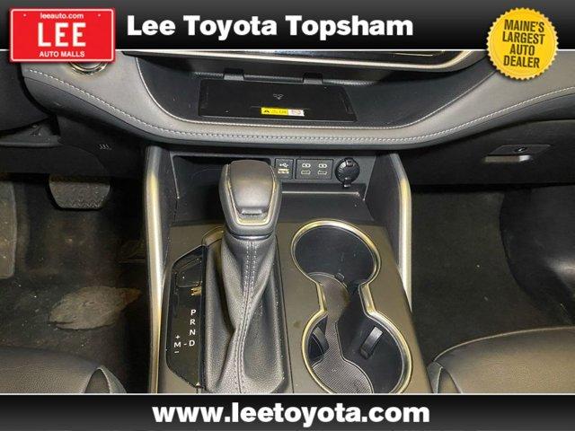 used 2023 Toyota Highlander car, priced at $38,499