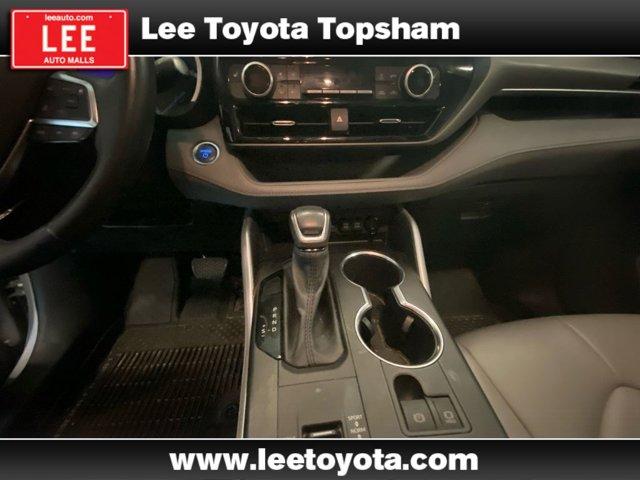 used 2021 Toyota Highlander Hybrid car, priced at $35,751