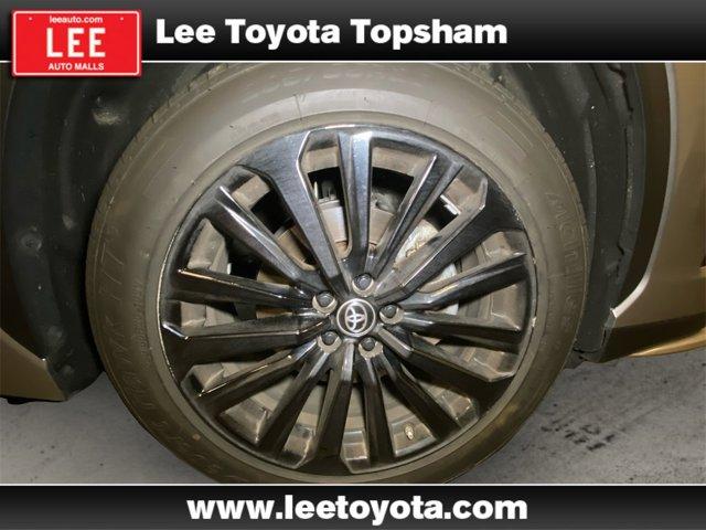 used 2024 Toyota Highlander car, priced at $44,535