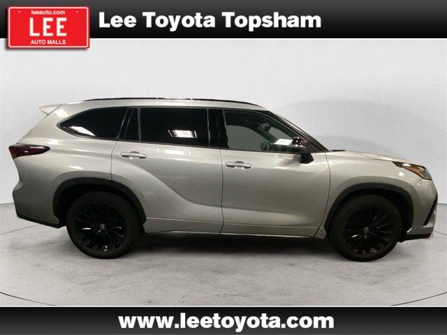 used 2024 Toyota Highlander car, priced at $44,535