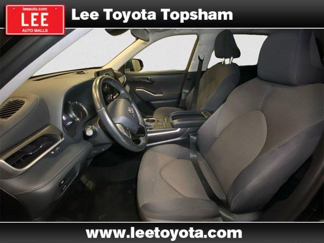 used 2021 Toyota Highlander car, priced at $37,115