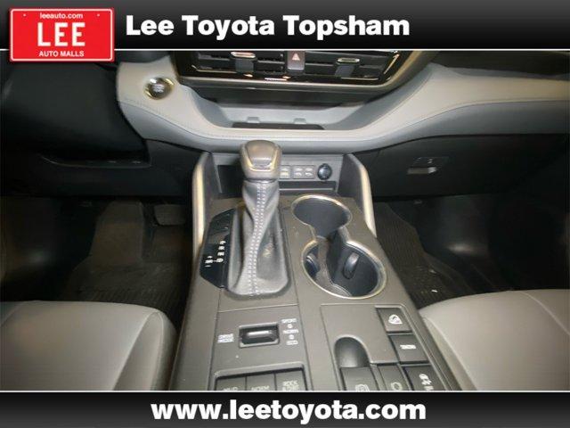 used 2023 Toyota Highlander car, priced at $41,263