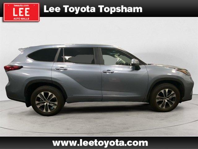 used 2023 Toyota Highlander car, priced at $41,263