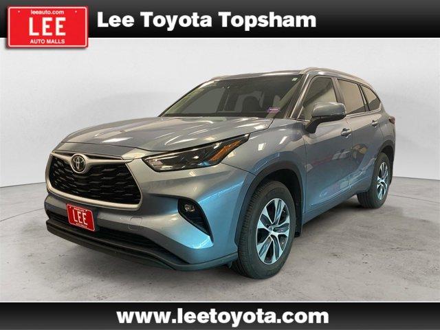 used 2023 Toyota Highlander car, priced at $41,263