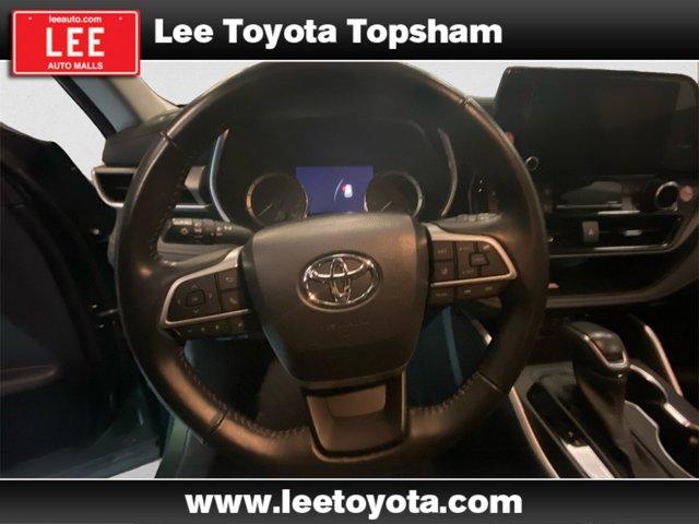 used 2023 Toyota Highlander car, priced at $41,991