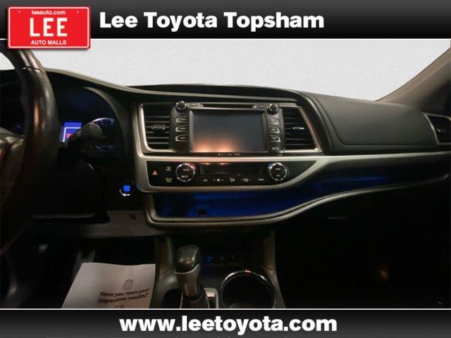 used 2019 Toyota Highlander car, priced at $26,874