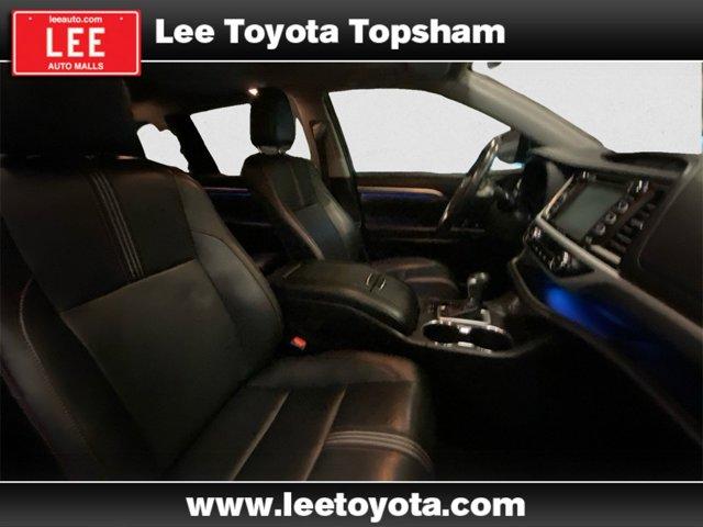 used 2019 Toyota Highlander car, priced at $26,874