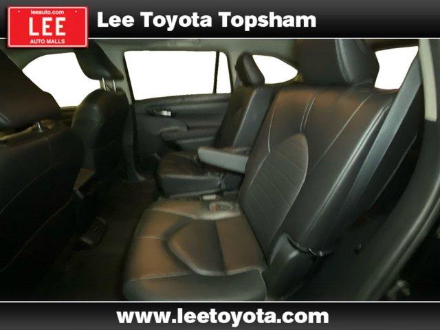 used 2023 Toyota Highlander car, priced at $39,669