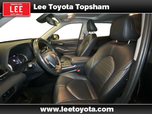 used 2023 Toyota Highlander car, priced at $39,669