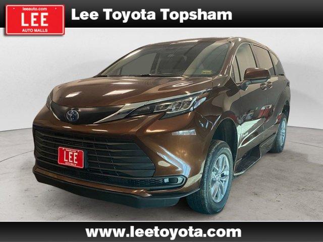 used 2023 Toyota Sienna car, priced at $40,991