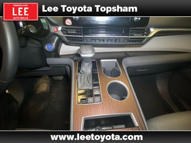 used 2023 Toyota Sienna car, priced at $44,647
