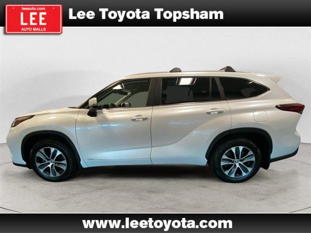 used 2023 Toyota Highlander car, priced at $45,888