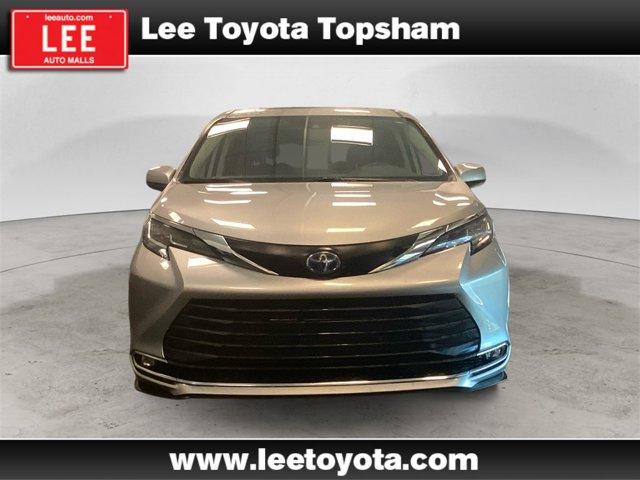 used 2022 Toyota Sienna car, priced at $41,651