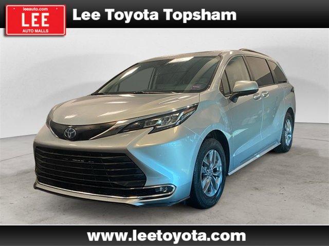 used 2022 Toyota Sienna car, priced at $41,651