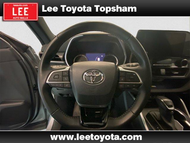 used 2024 Toyota Highlander car, priced at $44,000