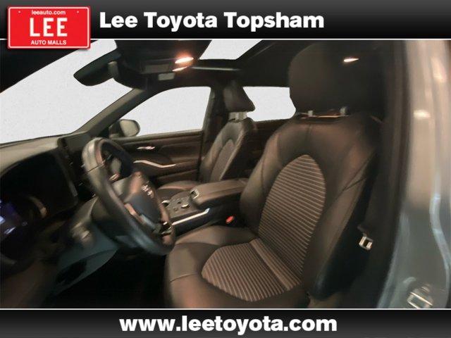 used 2024 Toyota Highlander car, priced at $44,000