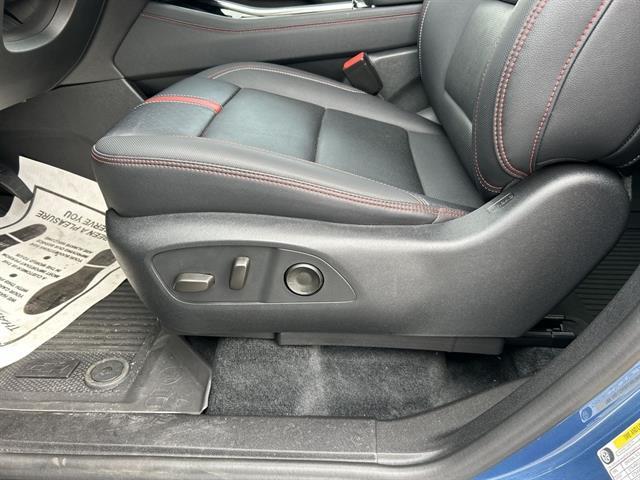 used 2024 Chevrolet Traverse car, priced at $52,512