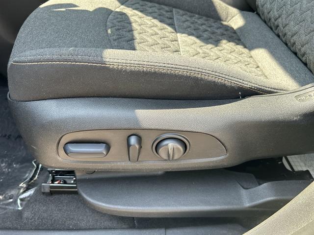 used 2024 Chevrolet Equinox car, priced at $24,562