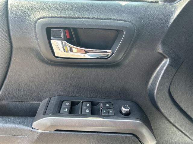 used 2018 Toyota Tacoma car, priced at $29,916