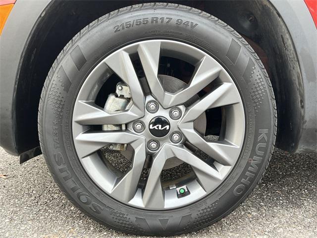 used 2023 Kia Seltos car, priced at $20,977
