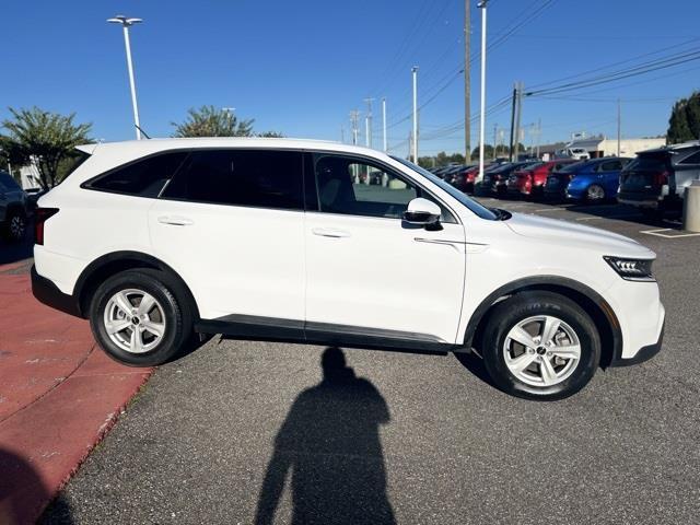 used 2023 Kia Sorento car, priced at $23,997