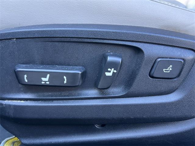 used 2016 Lexus ES 350 car, priced at $16,997