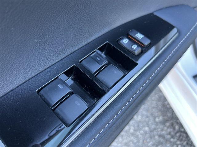 used 2016 Lexus ES 350 car, priced at $16,997