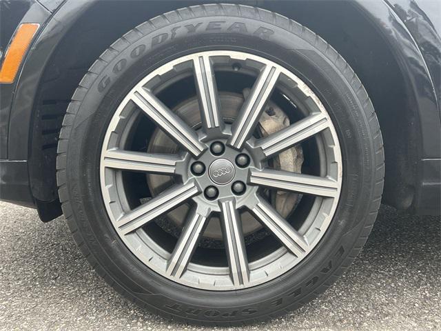 used 2018 Audi Q7 car, priced at $21,577