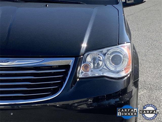 used 2015 Chrysler Town & Country car, priced at $11,092