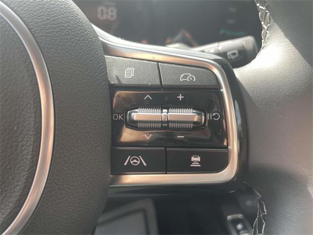 used 2025 Kia Sorento car, priced at $33,075