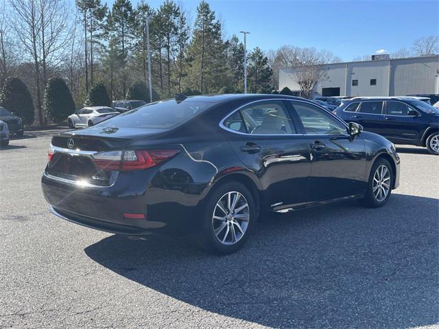 used 2017 Lexus ES 300h car, priced at $23,790