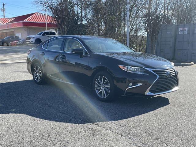 used 2017 Lexus ES 300h car, priced at $23,790