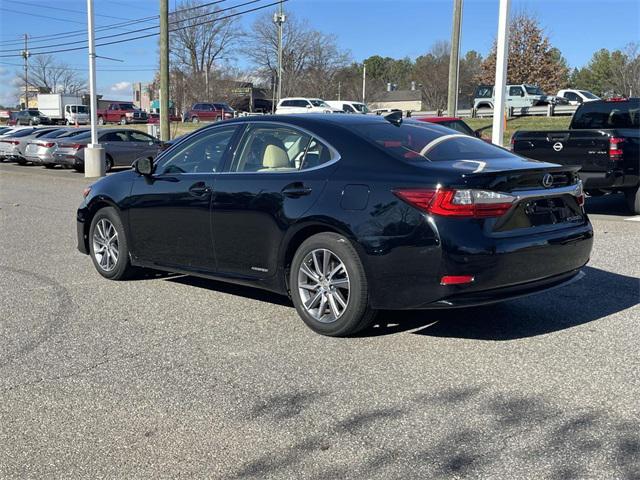 used 2017 Lexus ES 300h car, priced at $23,790