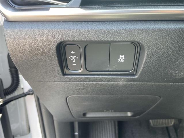 used 2025 Kia Sorento car, priced at $32,276