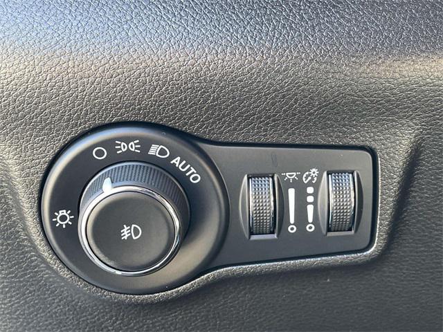 used 2024 Jeep Compass car, priced at $23,423