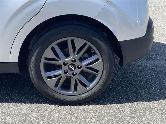 used 2021 Kia Soul car, priced at $16,977