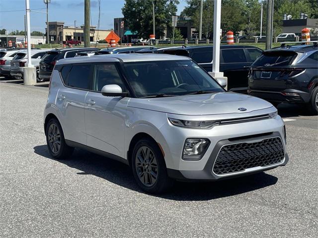 used 2021 Kia Soul car, priced at $16,977