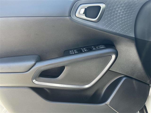 used 2021 Kia Soul car, priced at $16,977