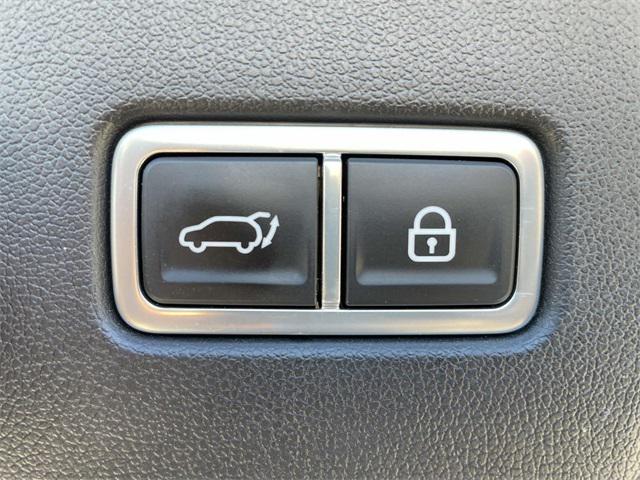 used 2022 Kia Sorento car, priced at $29,699