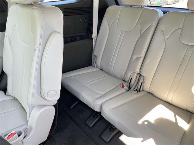 used 2022 Kia Sorento car, priced at $29,699