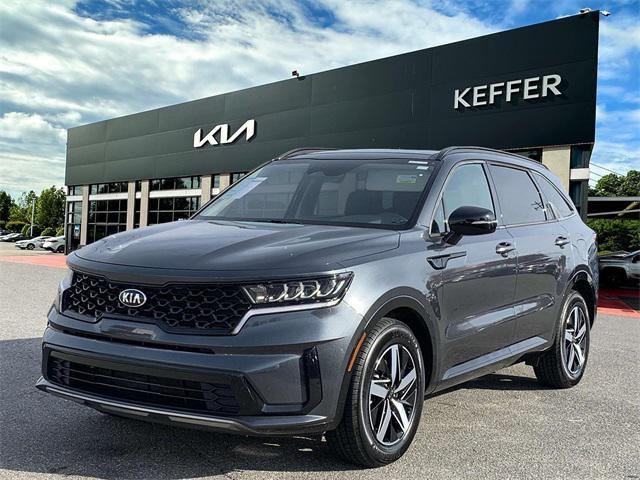 used 2021 Kia Sorento car, priced at $21,594