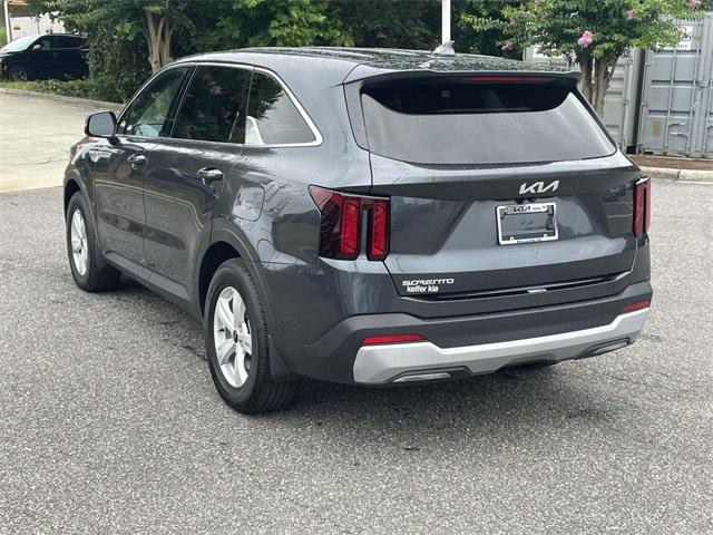 used 2025 Kia Sorento car, priced at $29,977